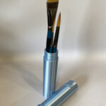 Medium Brush tube - shiny sky blue